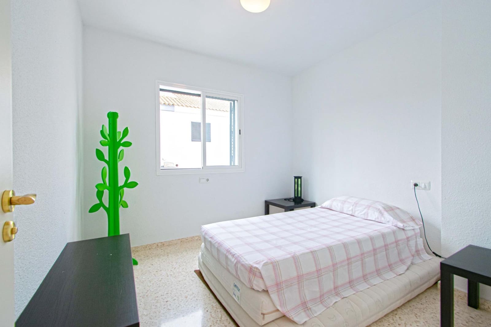 4 sypialnia Dom szeregowy na sprzedaż w Espartinas - 234 961 € (Ref: 9825322)