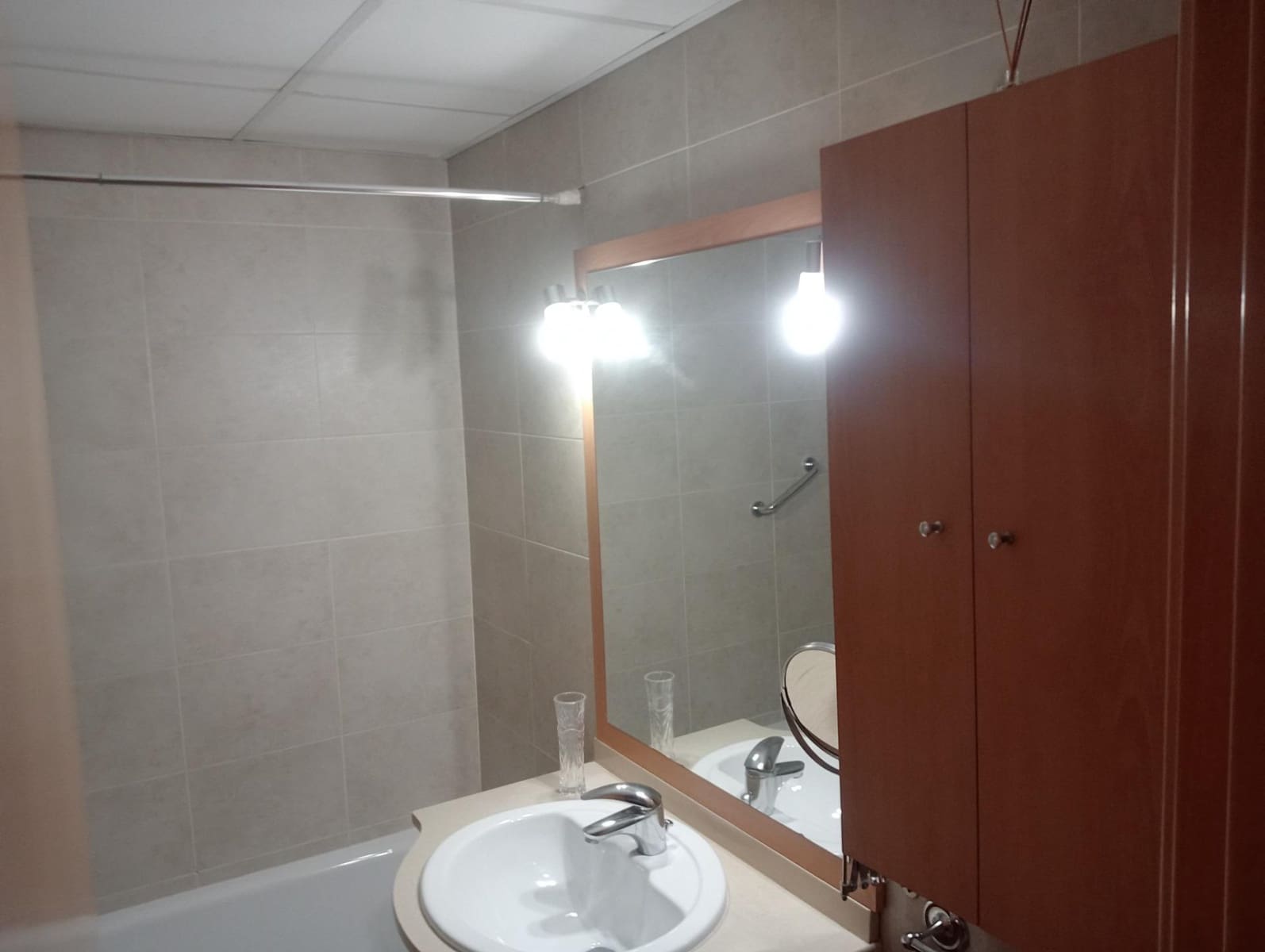 3 camera da letto Appartamento da affittare in Camas con garage - 850 € (Rif: 9825323)