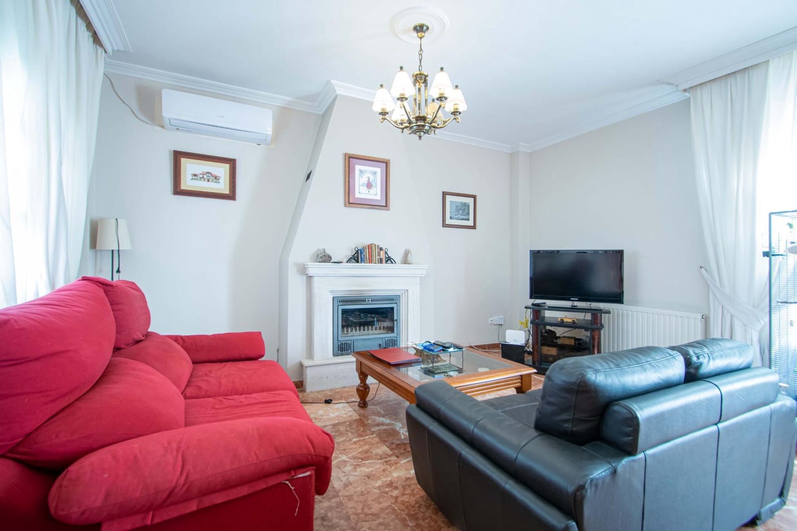 4 bedroom Villa for sale in Almensilla - € 340,000 (Ref: 9825324)