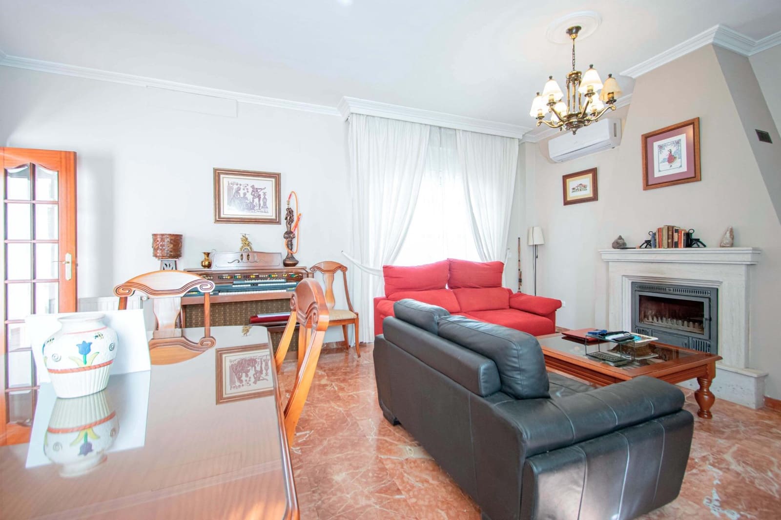 4 bedroom Villa for sale in Almensilla - € 340,000 (Ref: 9825324)