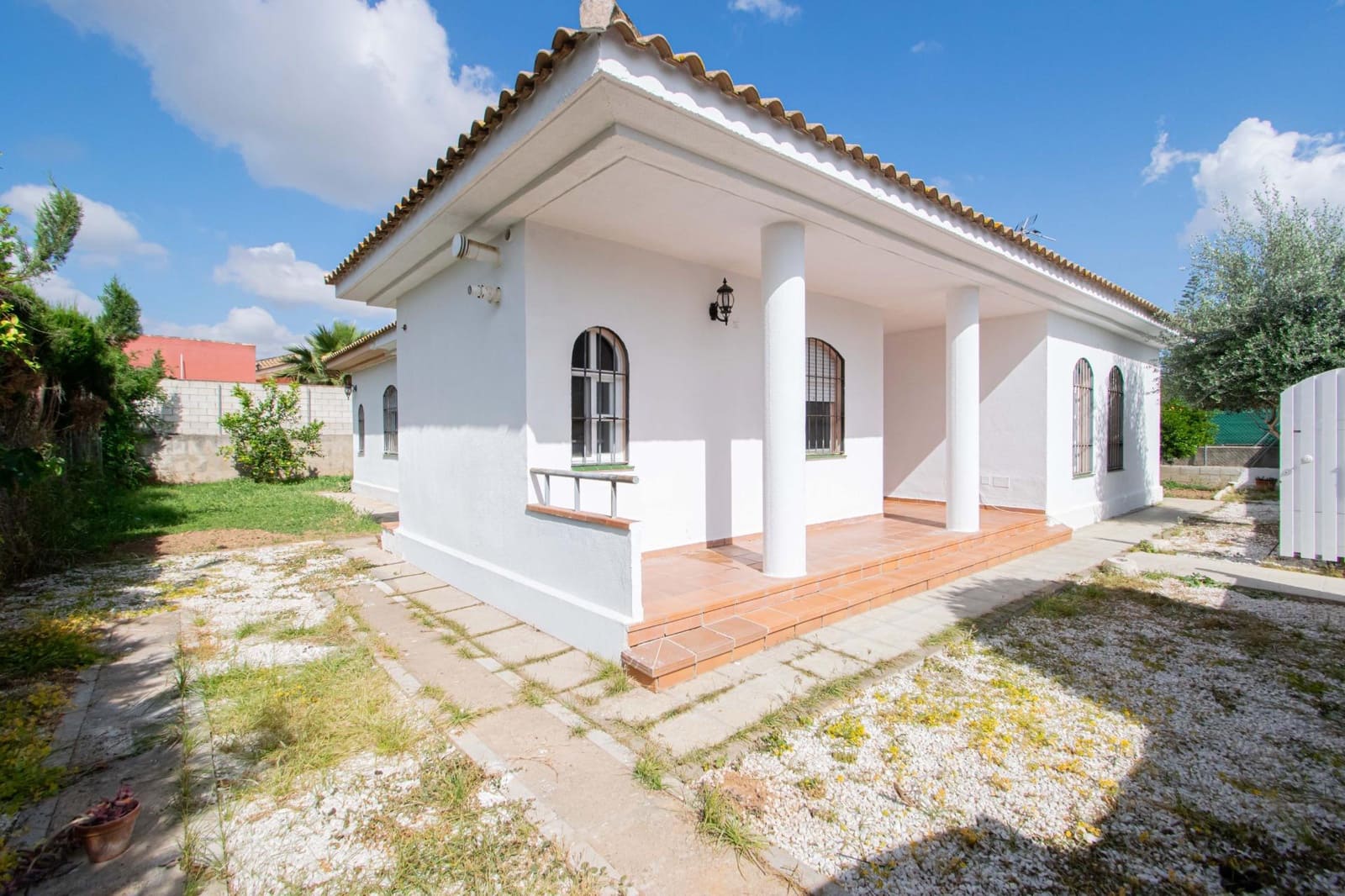 4 bedroom Villa for sale in Almensilla - € 340,000 (Ref: 9825324)