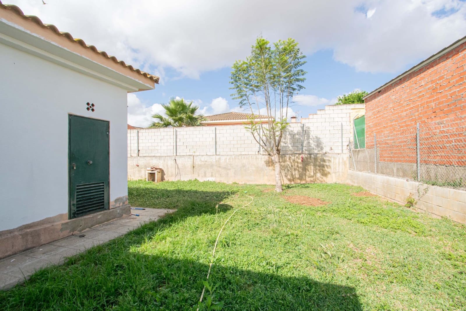 4 bedroom Villa for sale in Almensilla - € 340,000 (Ref: 9825324)