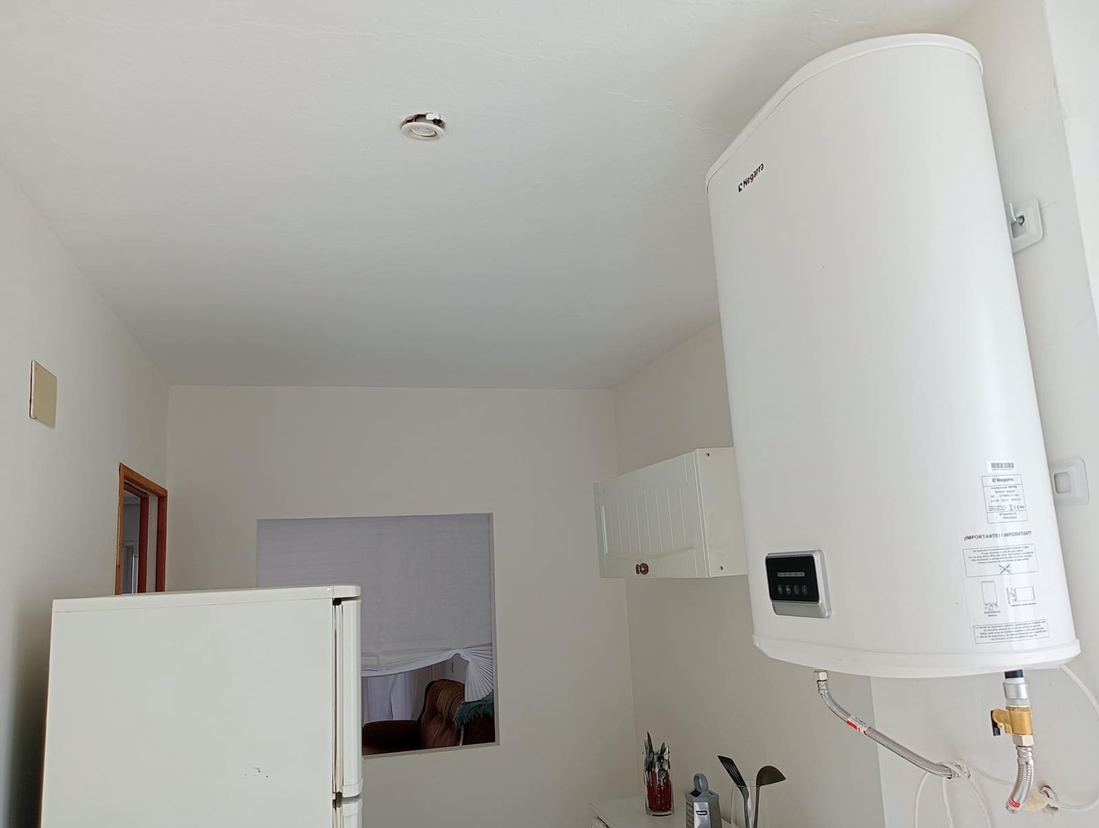3 bedroom Flat for rent in Seville city with garage - € 1,350 (Ref: 9825325)