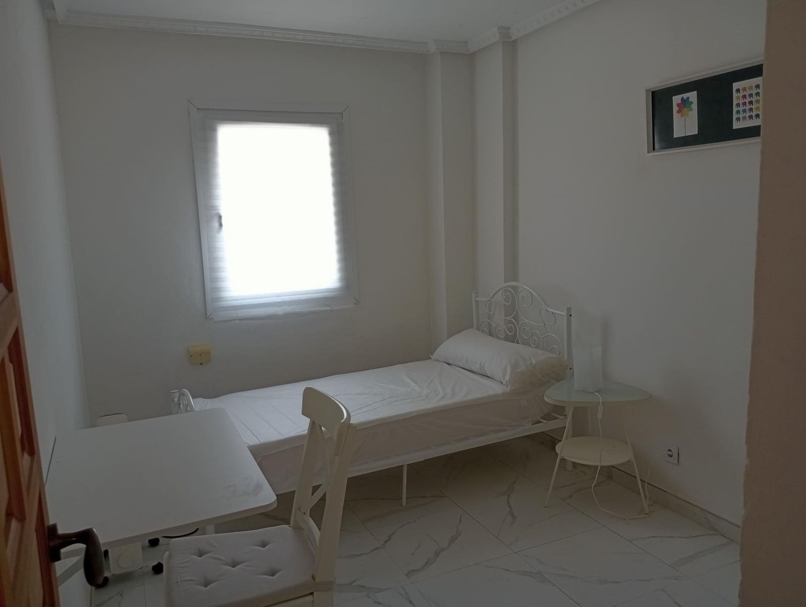 3 bedroom Flat for rent in Seville city with garage - € 1,350 (Ref: 9825325)