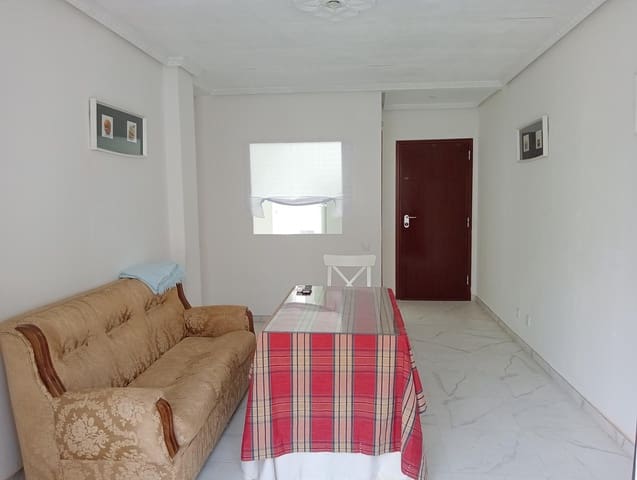 3 bedroom Flat for rent in Seville city with garage - € 1,350 (Ref: 9825325)
