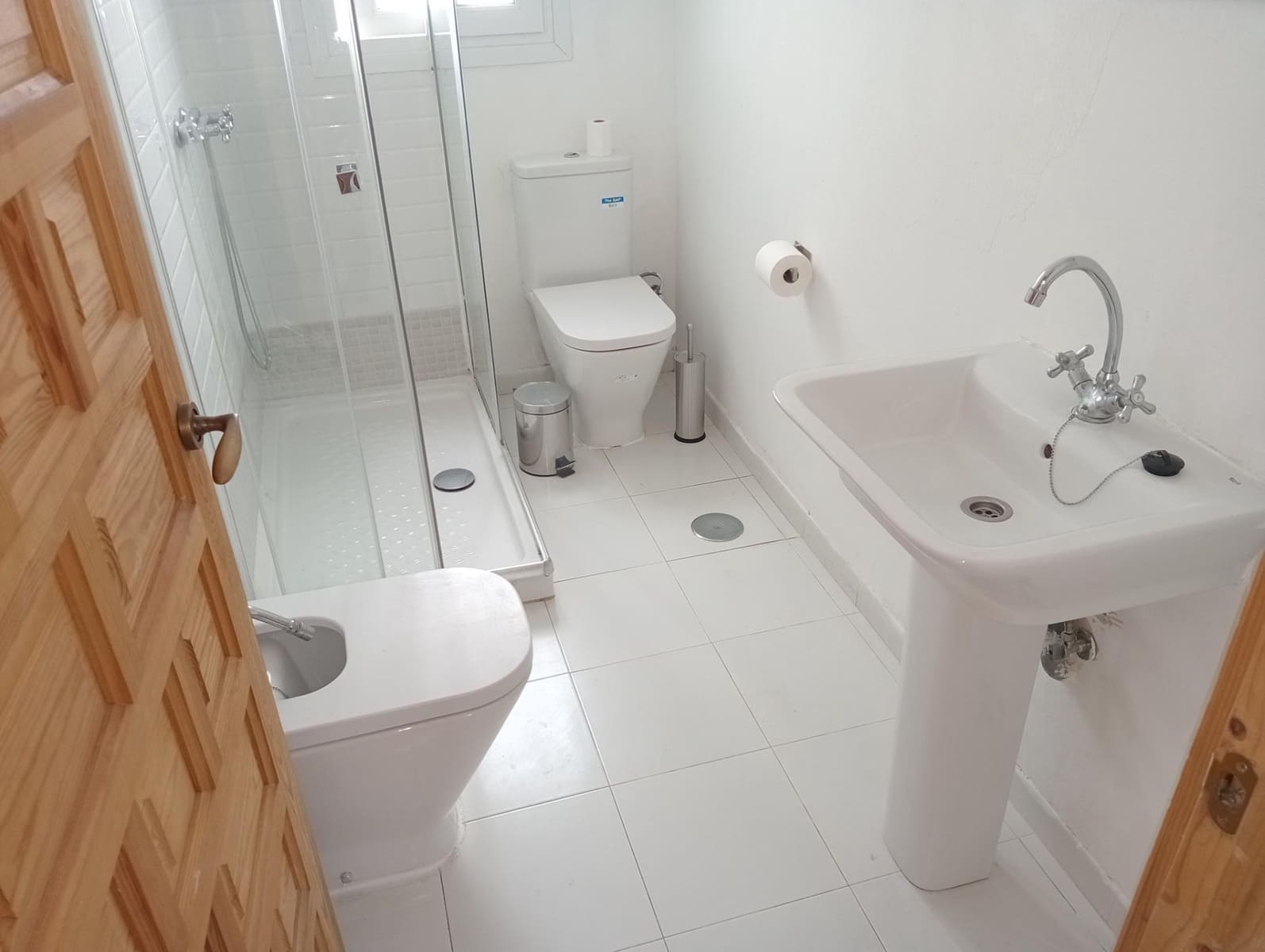3 bedroom Flat for rent in Seville city with garage - € 1,350 (Ref: 9825325)
