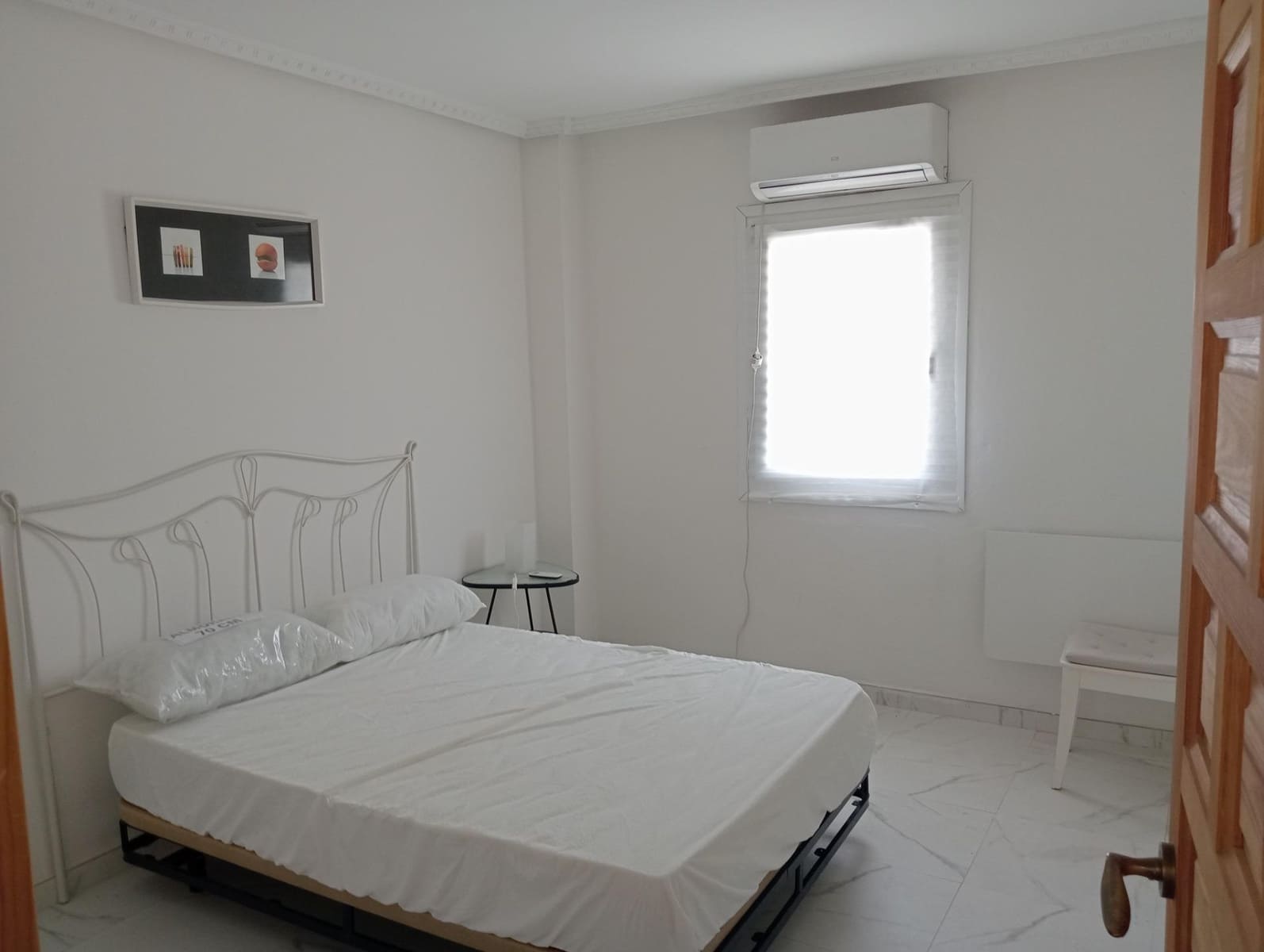 3 bedroom Flat for rent in Seville city with garage - € 1,350 (Ref: 9825325)