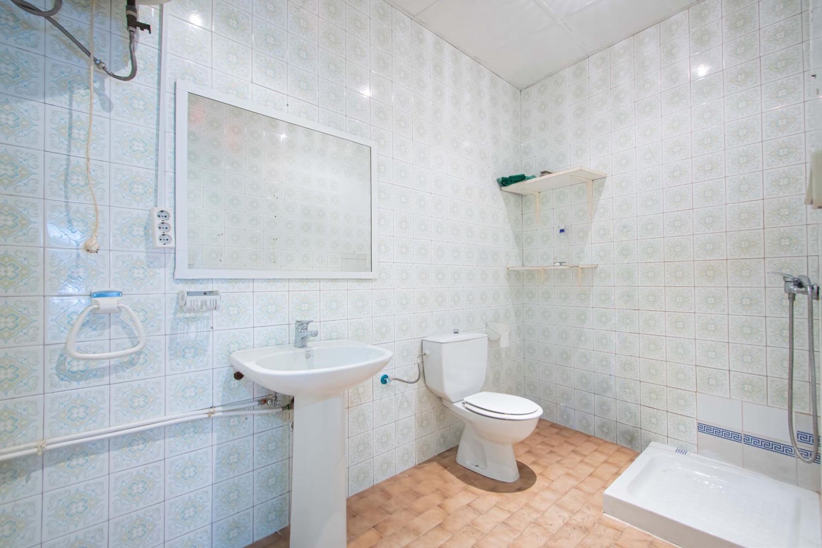 Commercial for sale in Seville city - € 729,000 (Ref: 9829244)