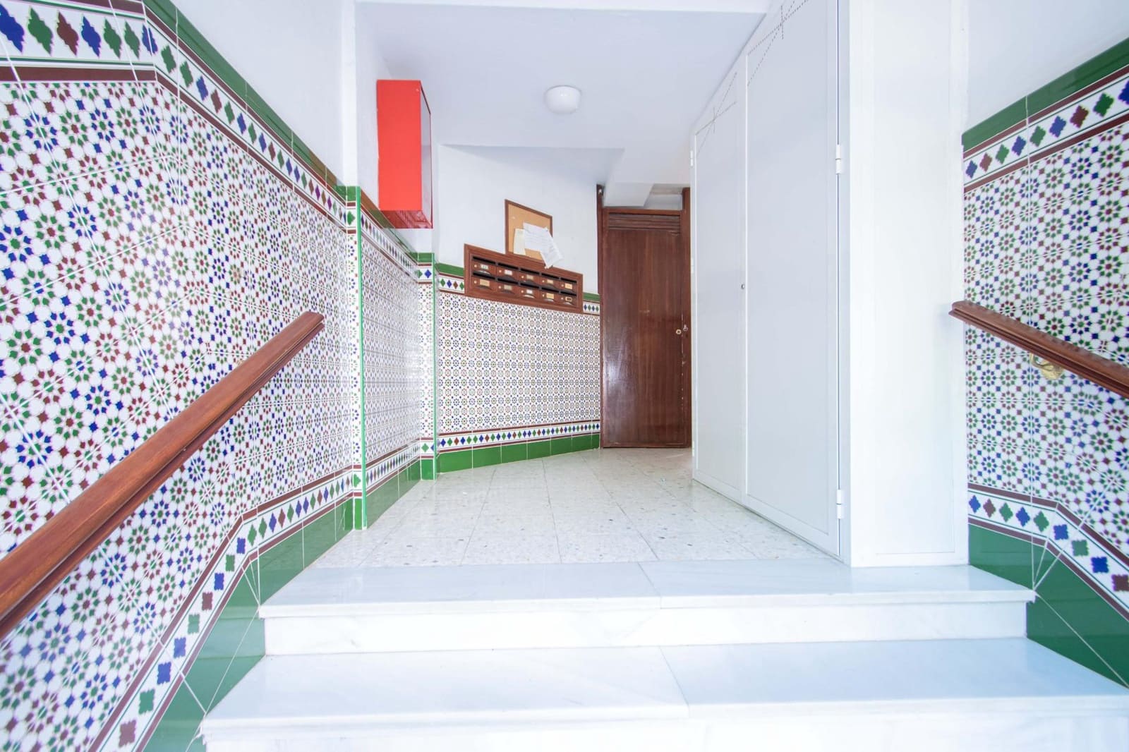 3 slaapkamer Flat te koop in Sevilla stad - € 125.000 (Ref: 9829245)