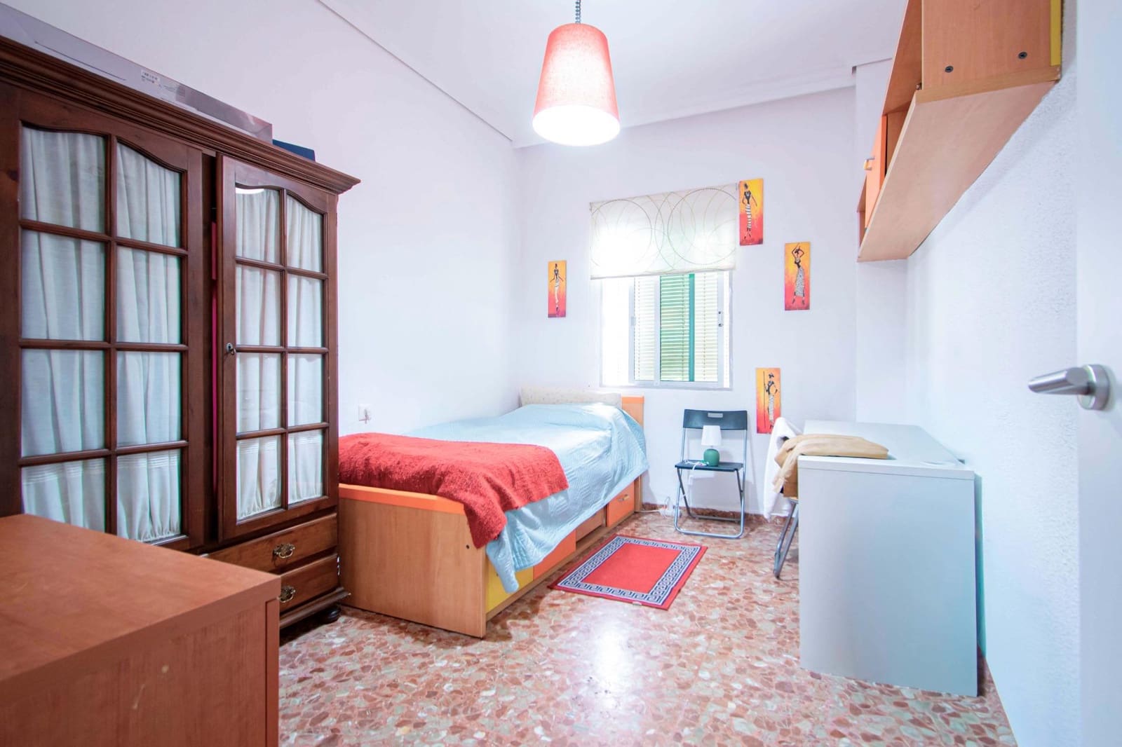 3 bedroom Flat for sale in Seville city - € 235,000 (Ref: 9829247)