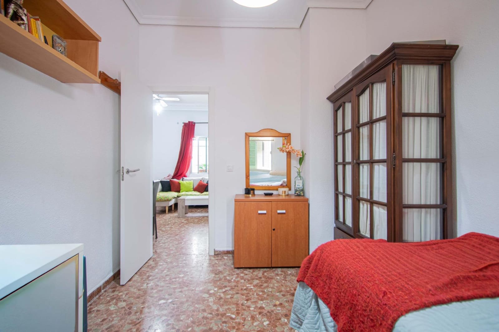 3 bedroom Flat for sale in Seville city - € 235,000 (Ref: 9829247)