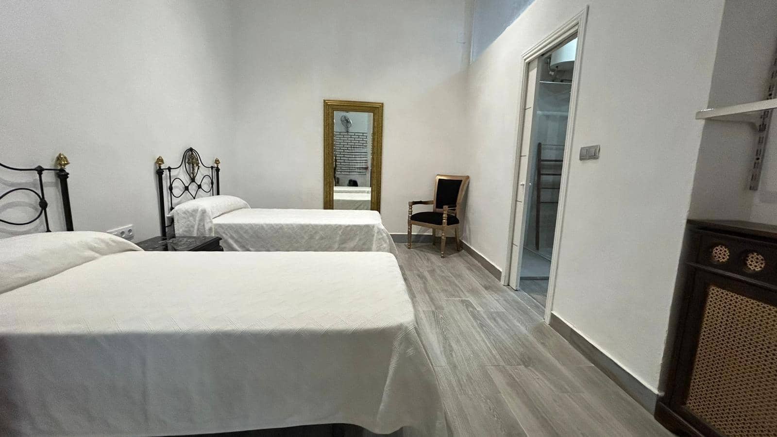 Apartamento de 1 habitación en Sevilla ciudad en alquiler con piscina - 800 € (Ref: 9829248)