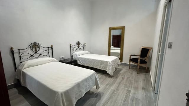 Appartement de 1 chambre à louer à Séville ville avec piscine - 800 € (Ref: 9829248)