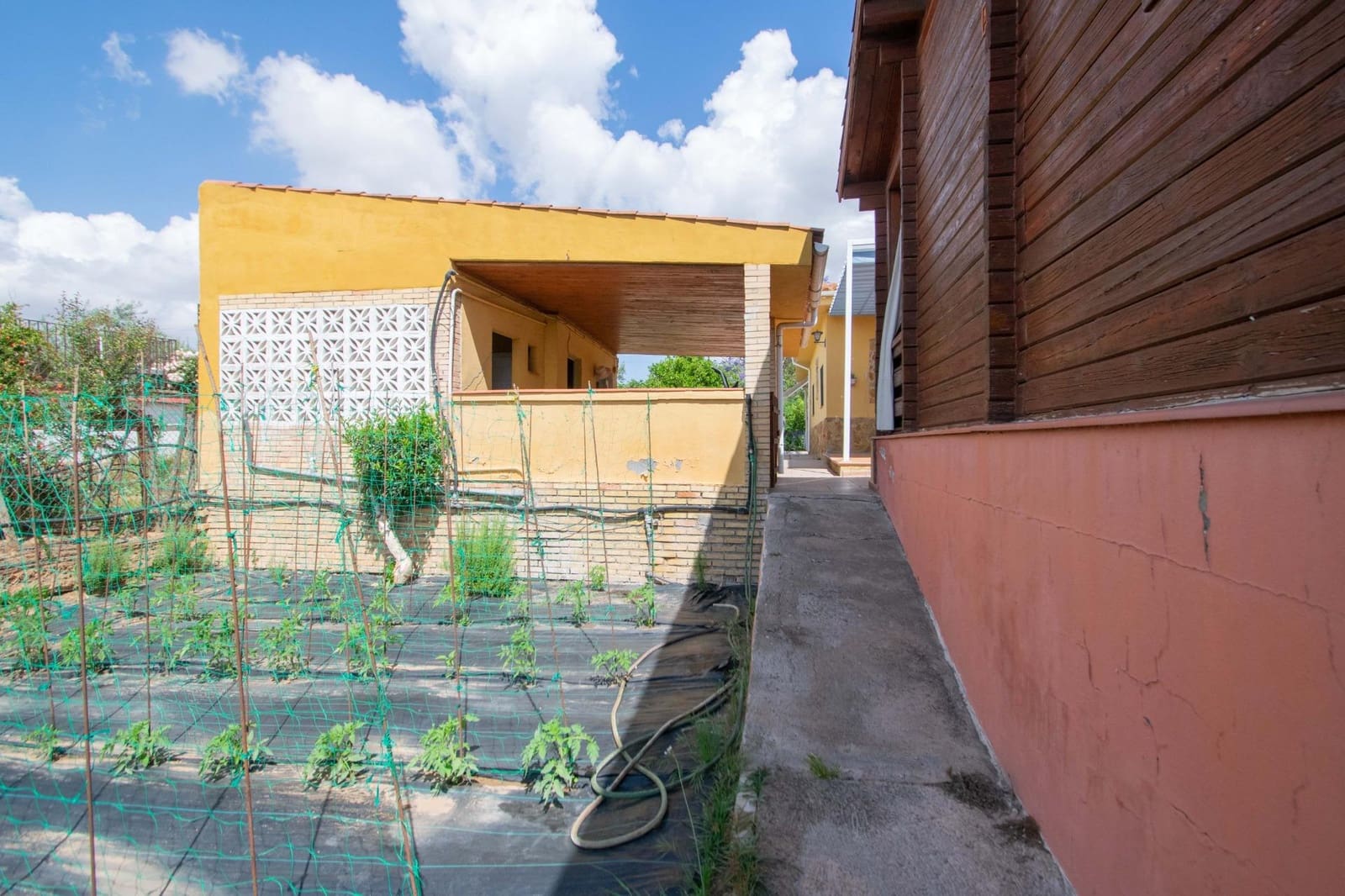 Chalet de 5 habitaciones en Mairena del Aljarafe en venta - 700.000 € (Ref: 9831596)