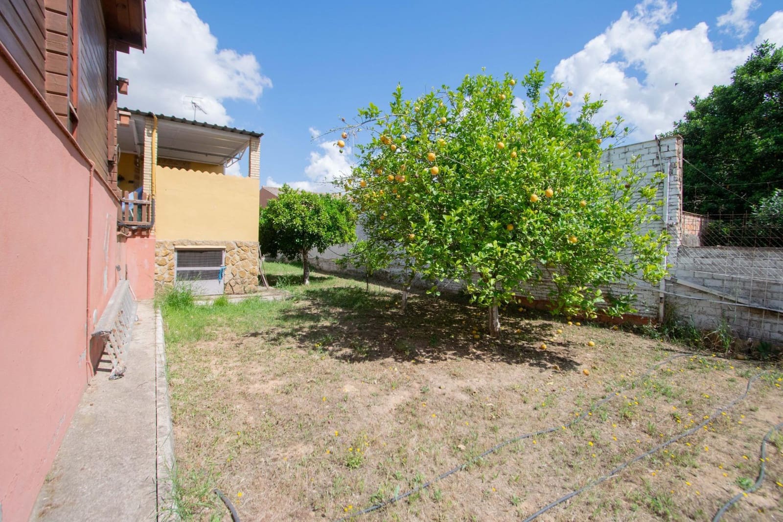 Chalet de 5 habitaciones en Mairena del Aljarafe en venta - 700.000 € (Ref: 9831596)