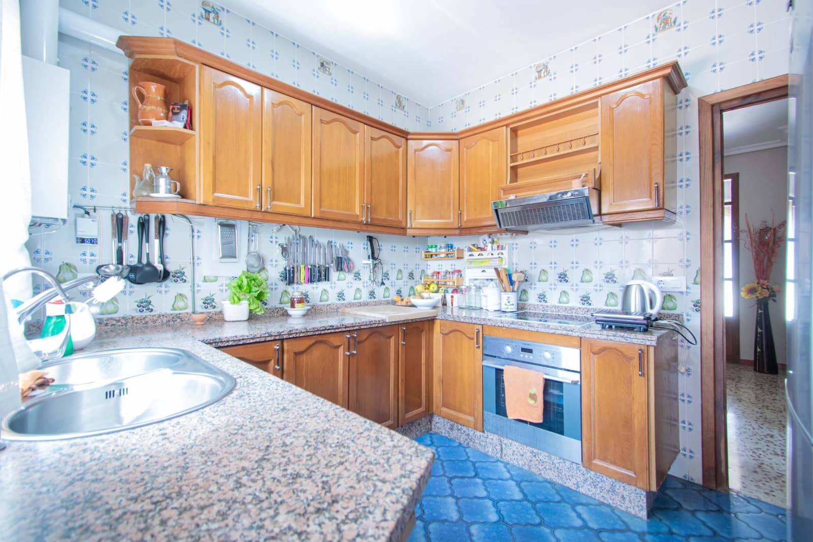 Chalet de 5 habitaciones en Mairena del Aljarafe en venta - 700.000 € (Ref: 9831596)