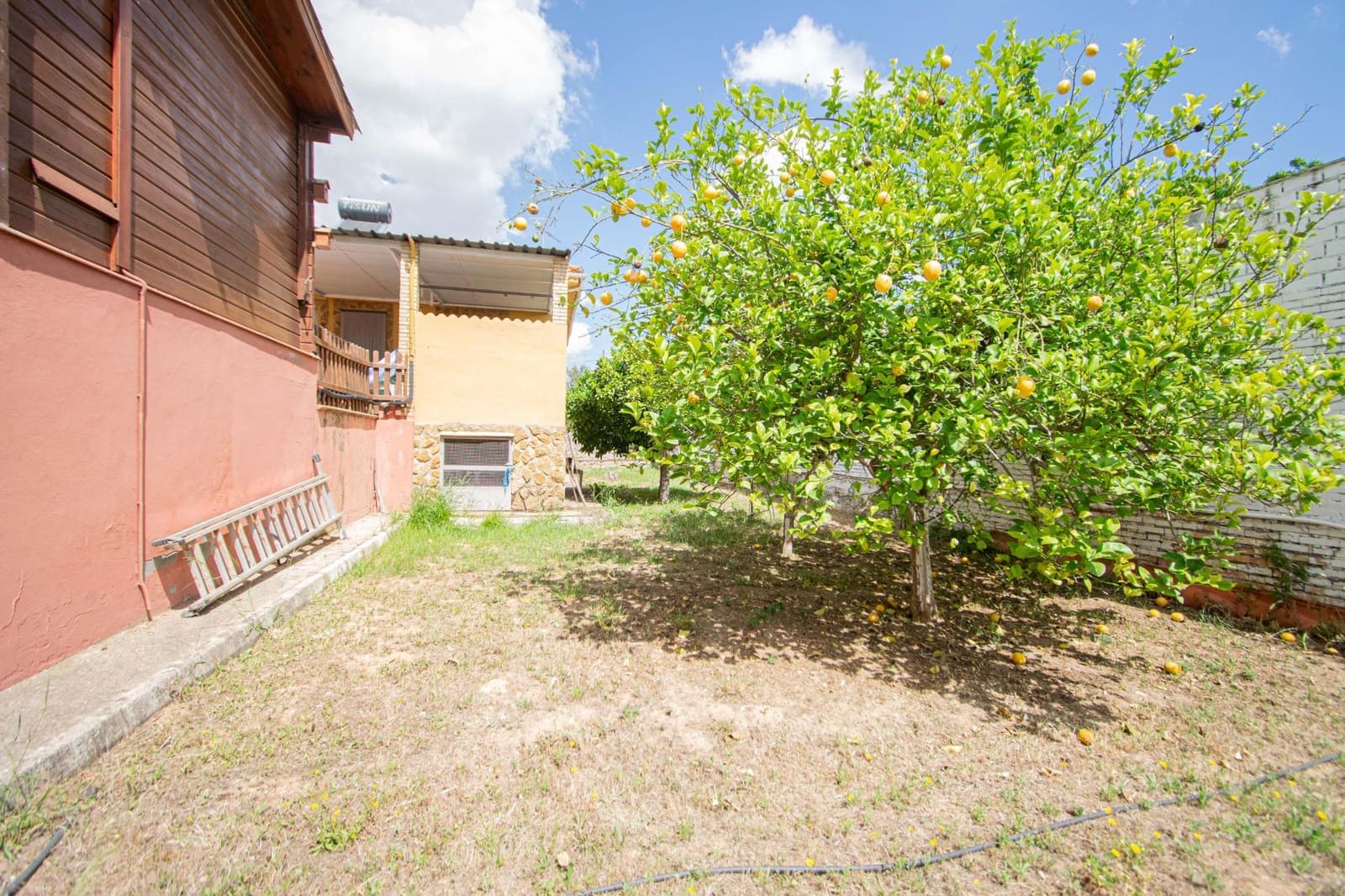 Chalet de 5 habitaciones en Mairena del Aljarafe en venta - 700.000 € (Ref: 9831596)