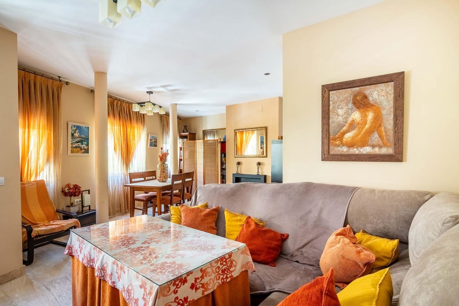 4 bedroom Terraced Villa for sale in Seville city with garage - € 790,000 (Ref: 9833723)