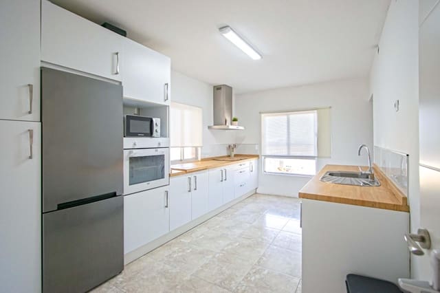 3 bedroom Flat for sale in Seville city - € 138,000 (Ref: 9833724)