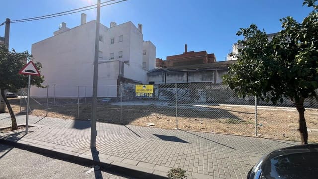 Building Plot for sale in Seville city - € 260,000 (Ref: 9836307)