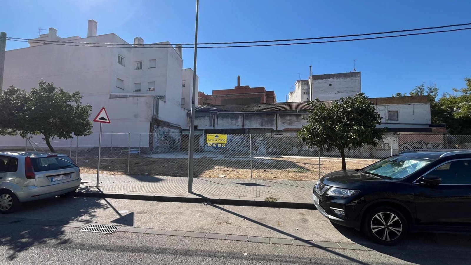Building Plot for sale in Seville city - € 260,000 (Ref: 9836307)
