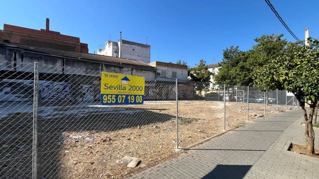 Building Plot for sale in Seville city - € 260,000 (Ref: 9836307)