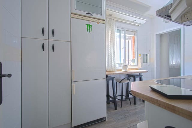 3 quarto Apartamento para venda em Sevilha cidade com garagem - 197 000 € (Ref: 9839318)