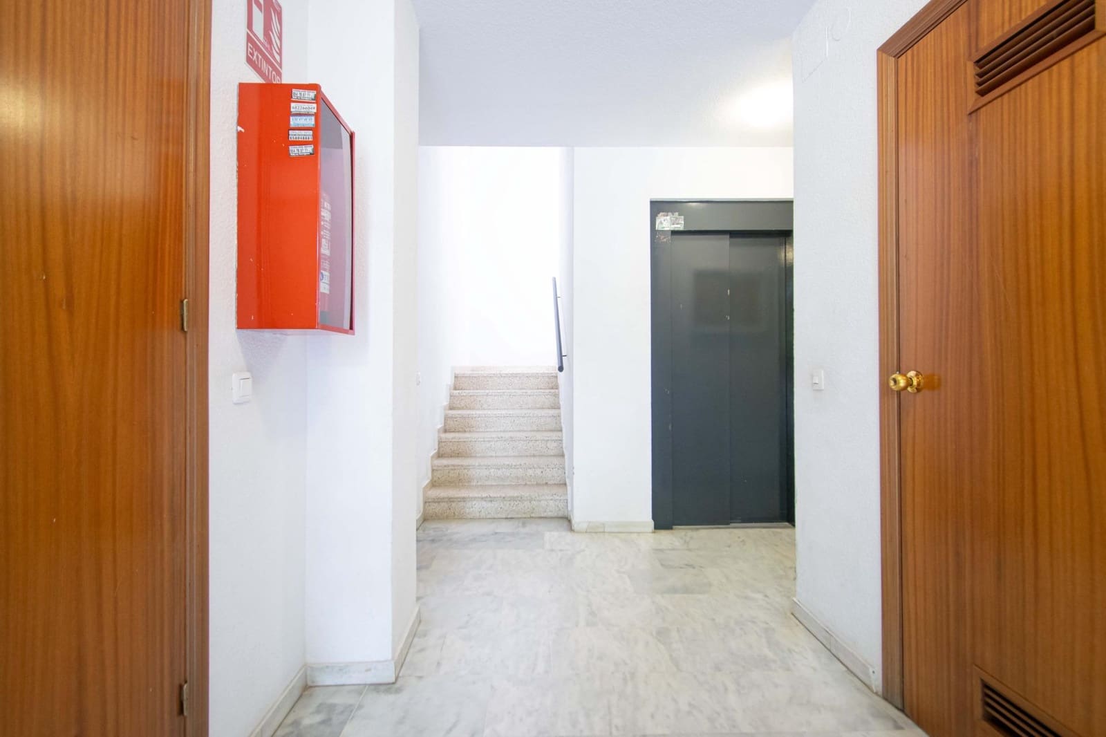 3 sovrum Lägenhet till salu i Sevilla stad med garage - 197 000 € (Ref: 9839318)