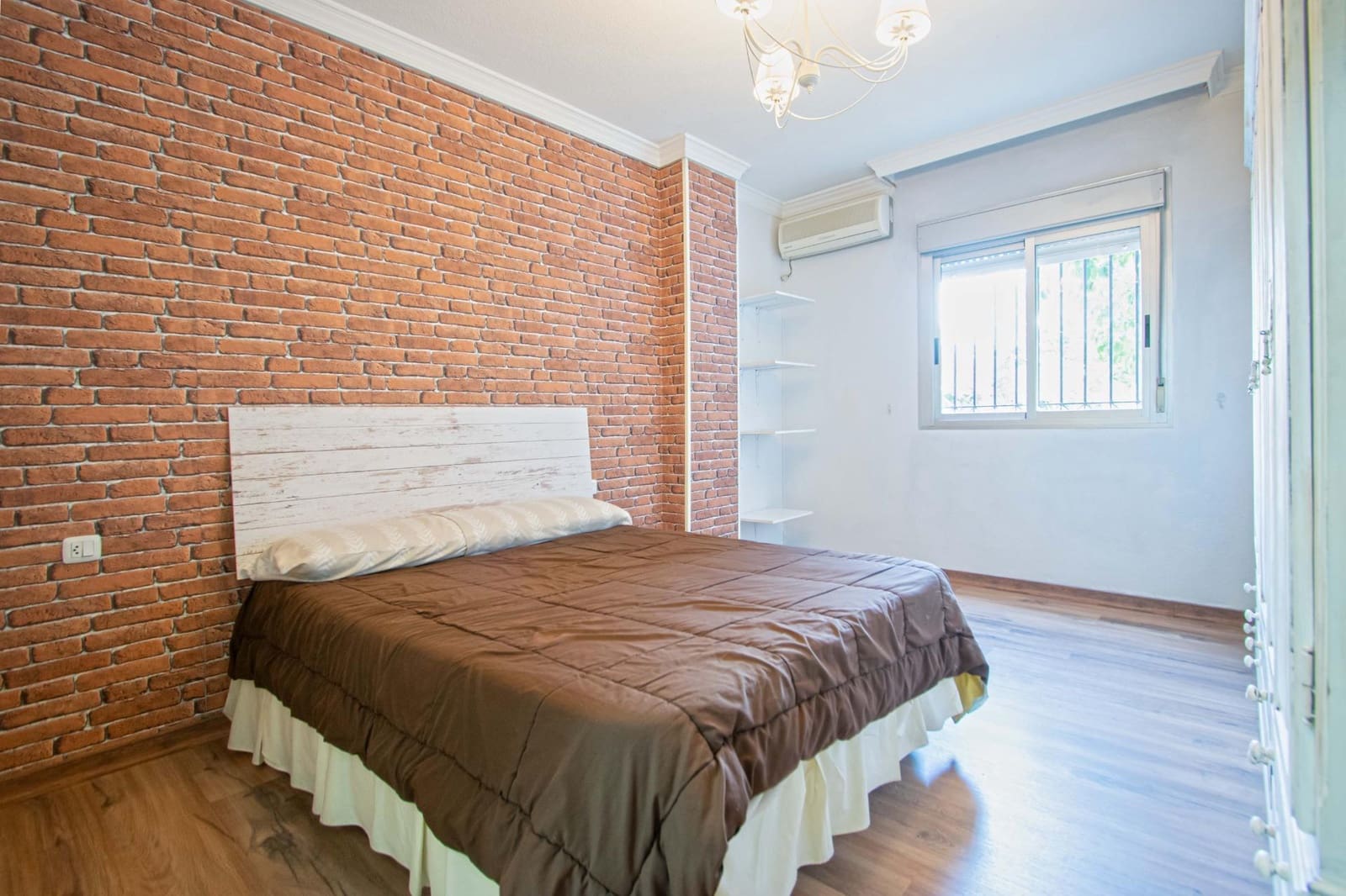 3 sovrum Lägenhet till salu i Sevilla stad med garage - 197 000 € (Ref: 9839318)