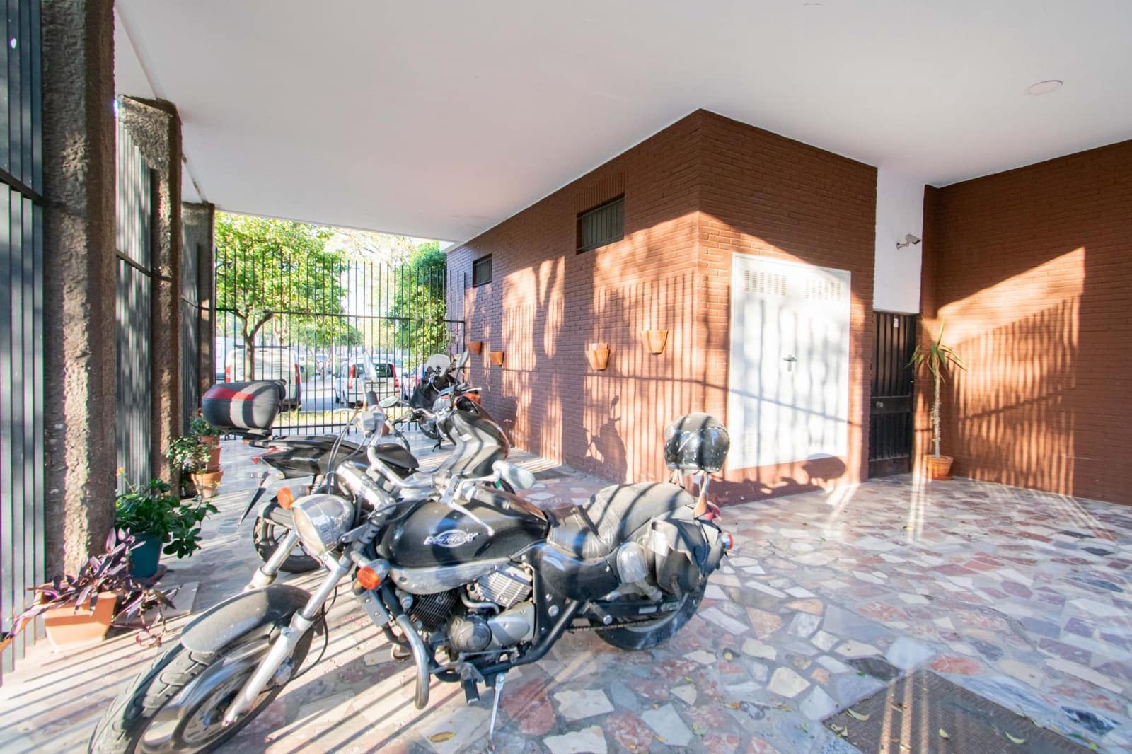 Piso de 4 habitaciones en Sevilla ciudad en venta - 424.900 € (Ref: 9839319)