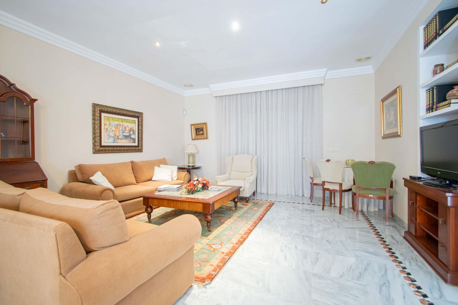 5 bedroom Semi-detached Villa for sale in Utrera with pool - € 595,000 (Ref: 9843463)