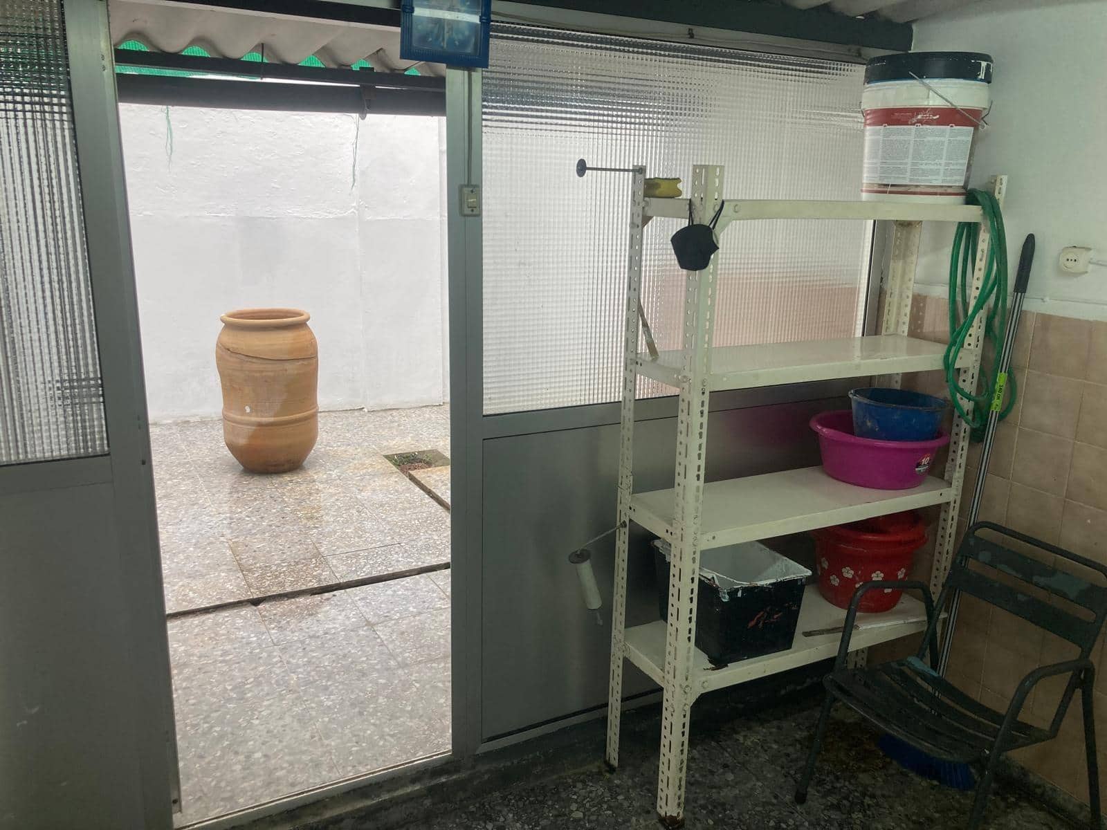 Erhverv til leje i Sevilla by med garage - € 900 (Ref: 9846300)