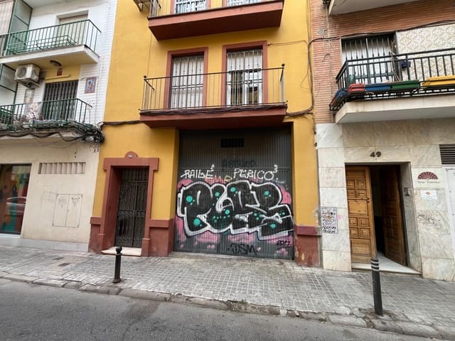 Erhverv til leje i Sevilla by med garage - € 900 (Ref: 9846300)
