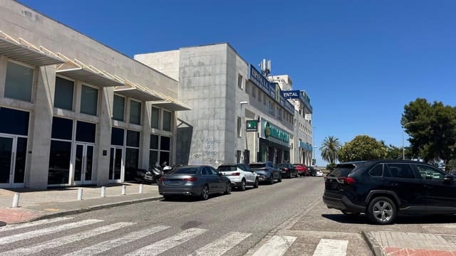 Kommersiell till salu i Sevilla stad - 290 000 € (Ref: 9849451)