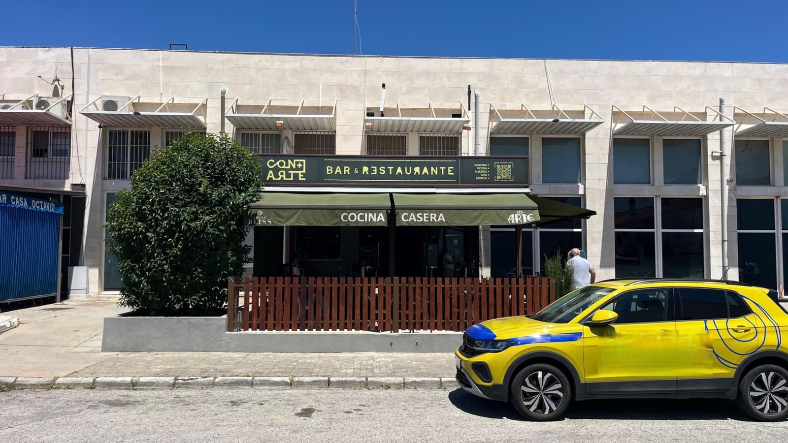 Commercial for sale in Seville city - € 290,000 (Ref: 9849451)