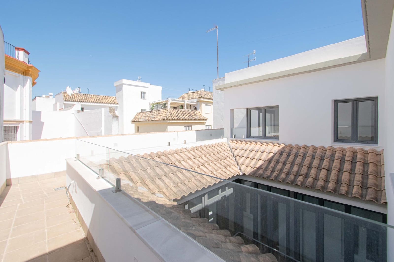 1 bedroom Penthouse for sale in Seville city - € 625,000 (Ref: 9851838)