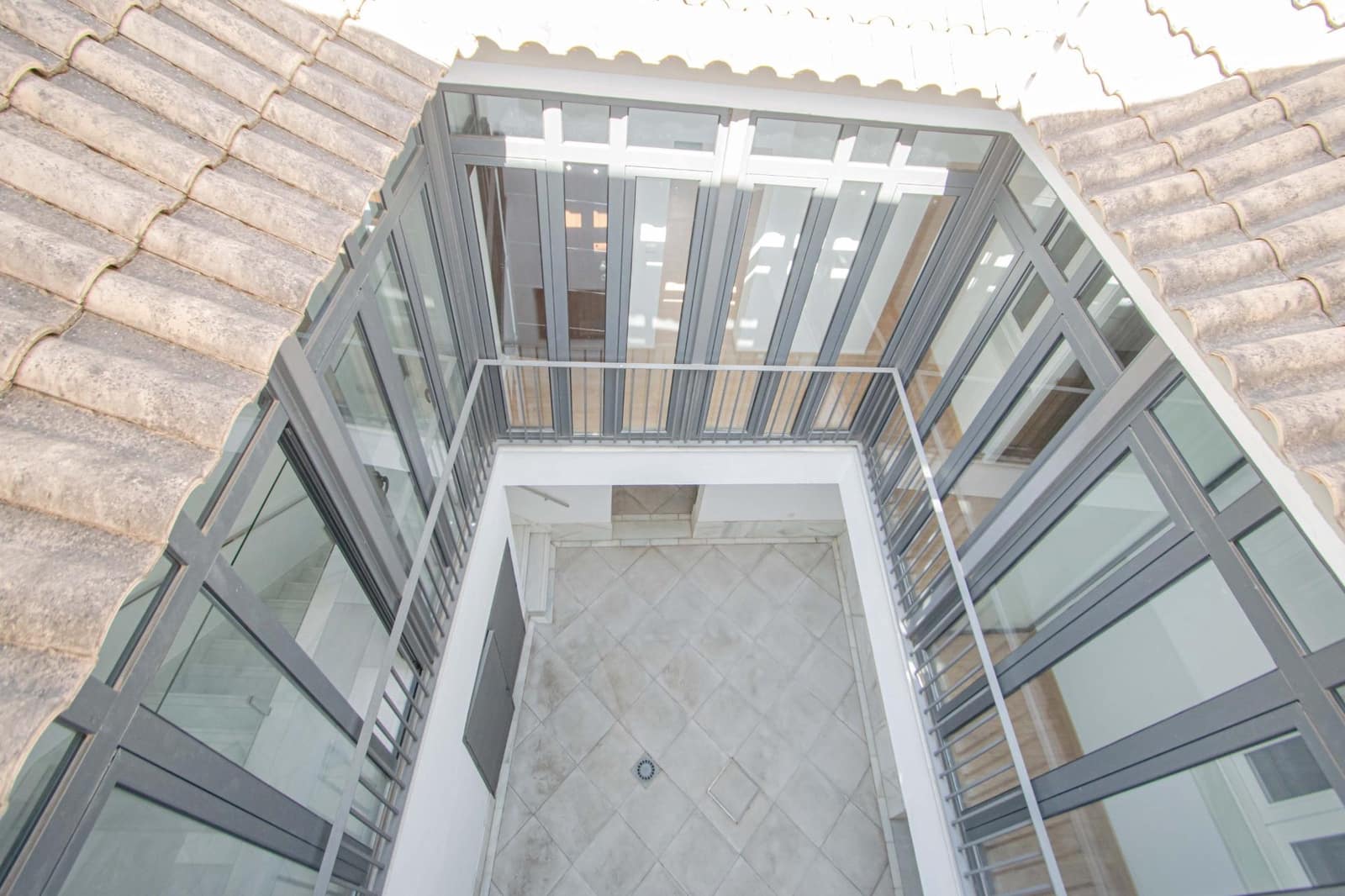 1 bedroom Penthouse for sale in Seville city - € 625,000 (Ref: 9851838)
