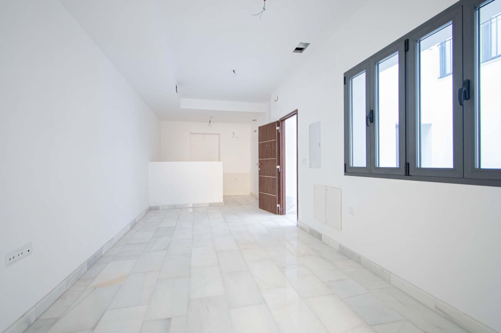 2 bedroom Apartment for sale in Seville city - € 399,000 (Ref: 9851839)