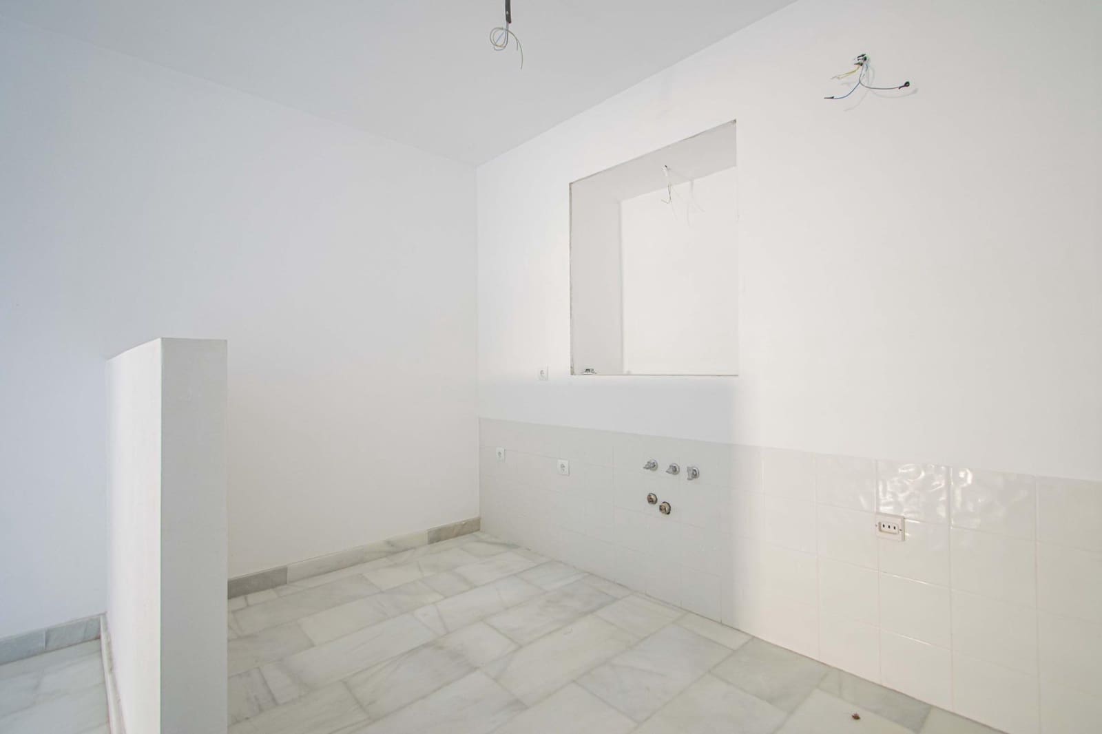 2 bedroom Apartment for sale in Seville city - € 399,000 (Ref: 9851839)
