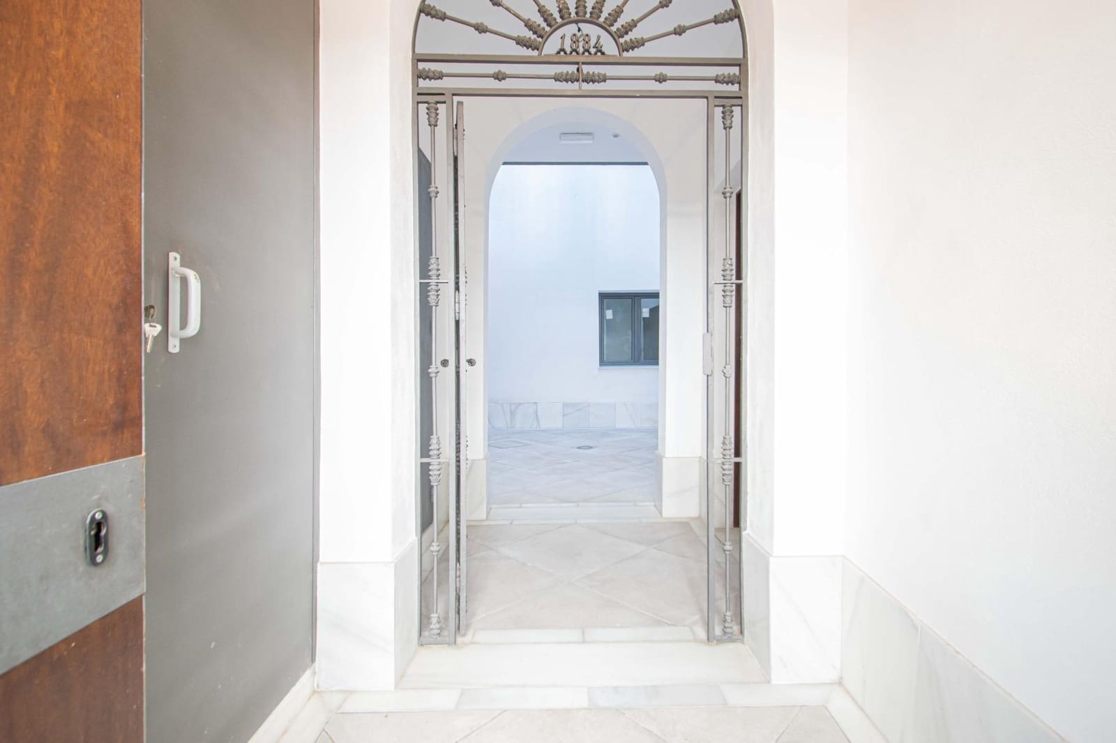 2 bedroom Apartment for sale in Seville city - € 399,000 (Ref: 9851839)