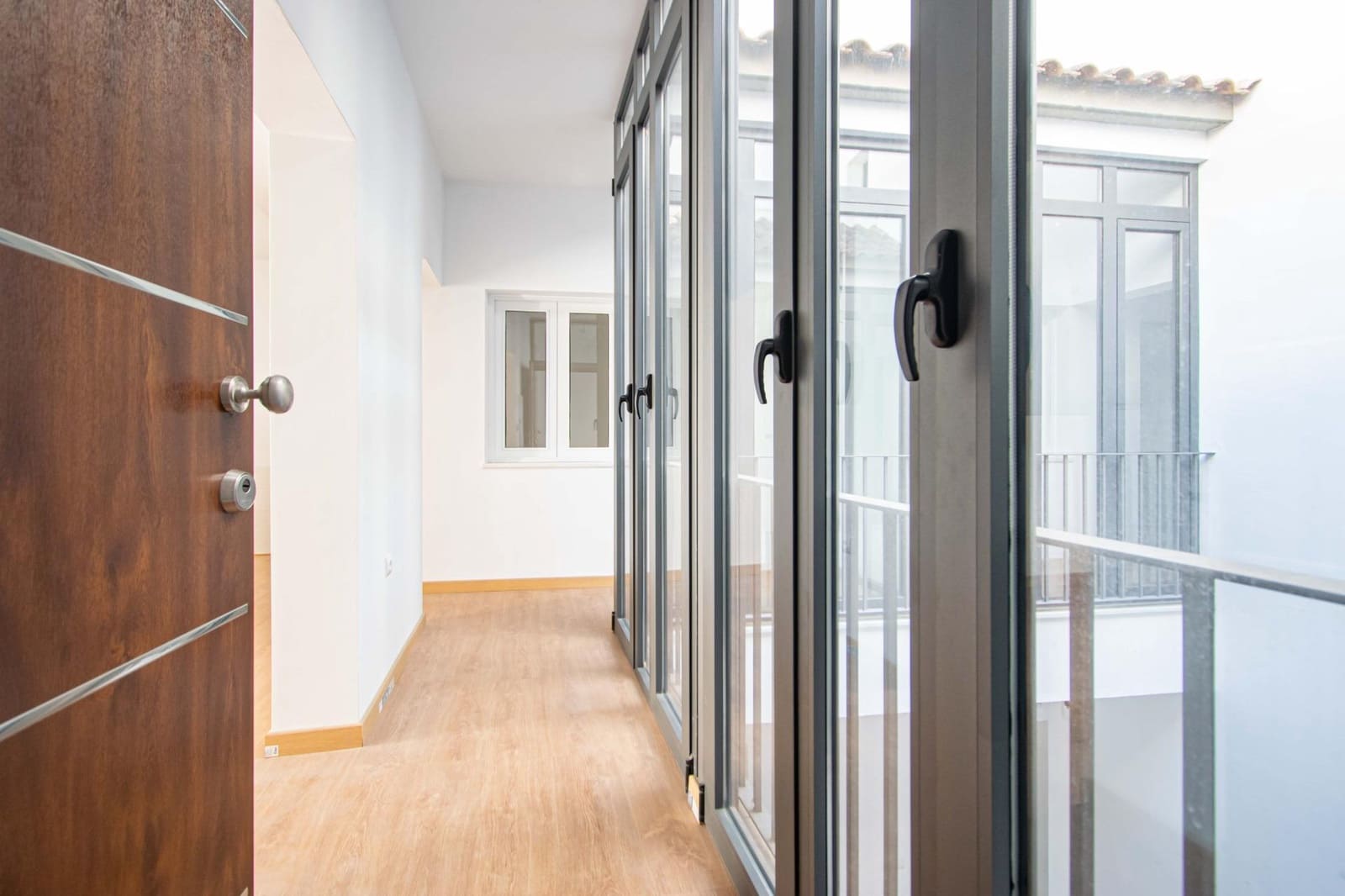 2 bedroom Flat for sale in Seville city - € 415,000 (Ref: 9851840)