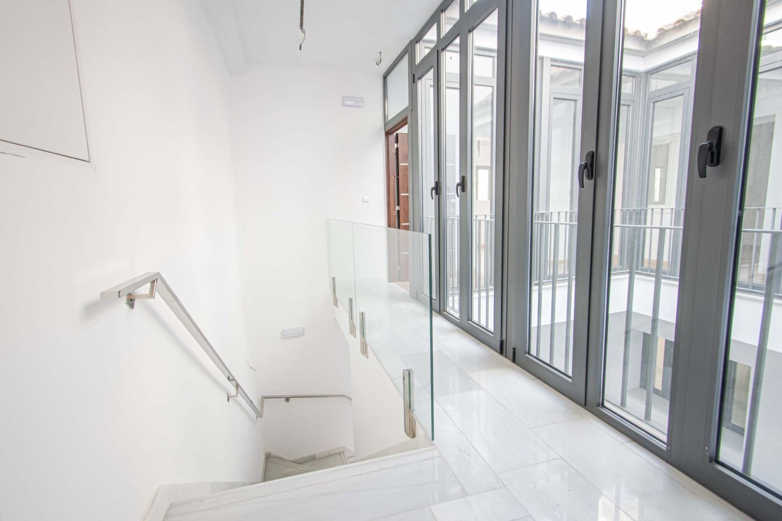2 bedroom Flat for sale in Seville city - € 415,000 (Ref: 9851840)
