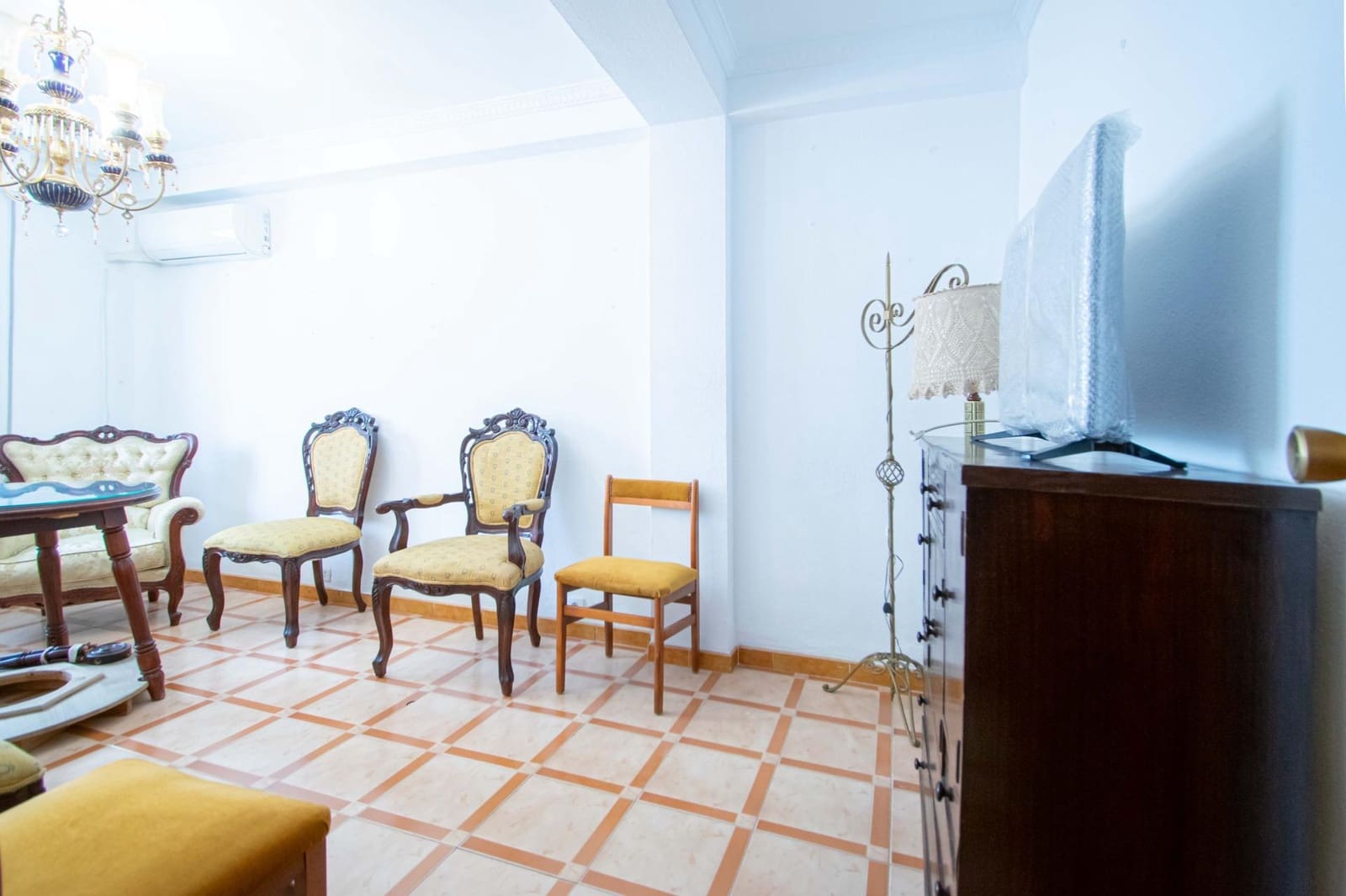 3 bedroom Flat for sale in Seville city - € 310,000 (Ref: 9851842)