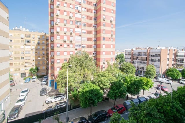 3 bedroom Flat for sale in Seville city - € 310,000 (Ref: 9851842)