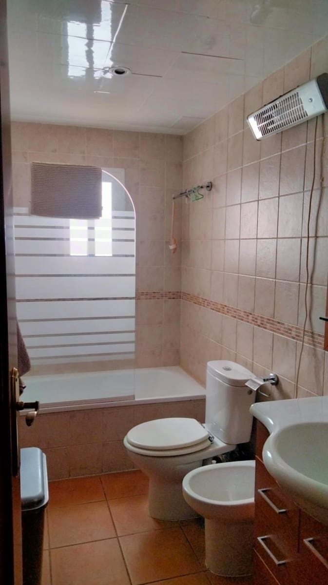 Piso de 3 habitaciones en Sevilla ciudad en venta - 230.000 € (Ref: 9860187)