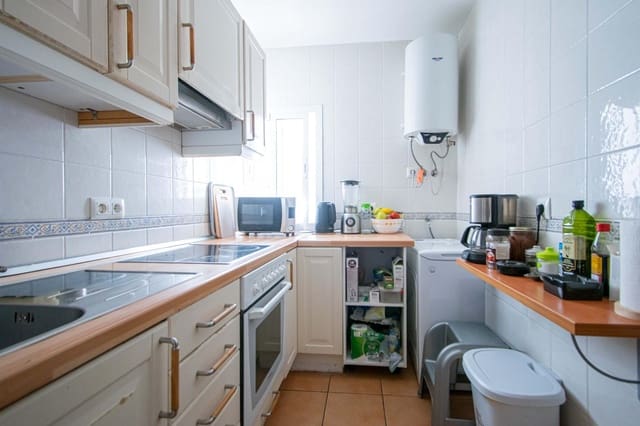 3 sovrum Lägenhet till salu i Sevilla stad - 230 000 € (Ref: 9860187)