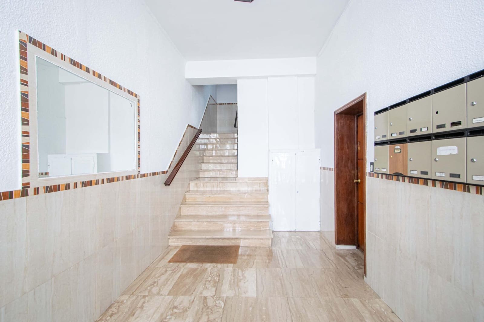 3 bedroom Flat for sale in Seville city - € 230,000 (Ref: 9860187)