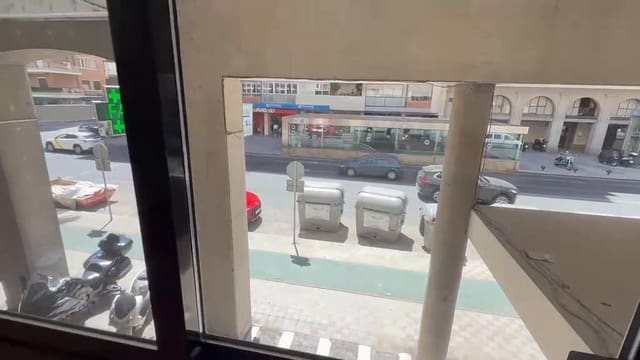 Piso de 2 habitaciones en Los Remedios, Sevilla ciudad en venta - 370.000 € (Ref: 9860188)