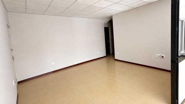 Piso de 2 habitaciones en Los Remedios, Sevilla ciudad en venta - 370.000 € (Ref: 9860188)