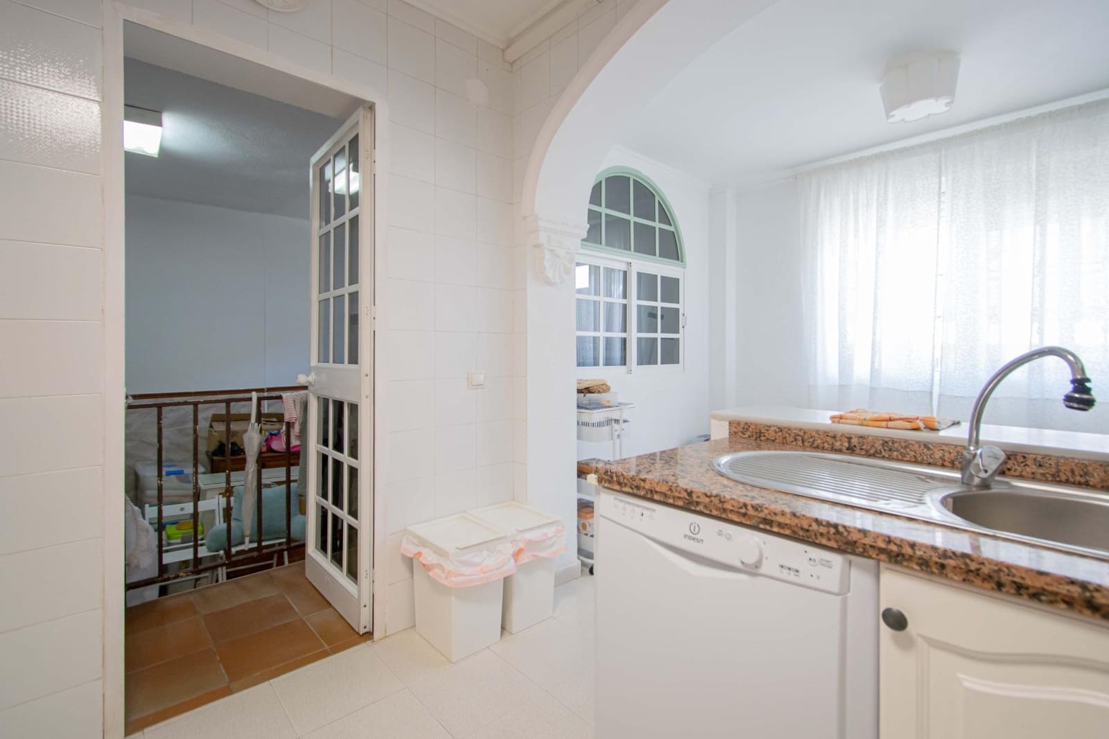4 sypialnia Dom szeregowy na sprzedaż w Montequinto z basenem garażem - 348 228 € (Ref: 9861928)